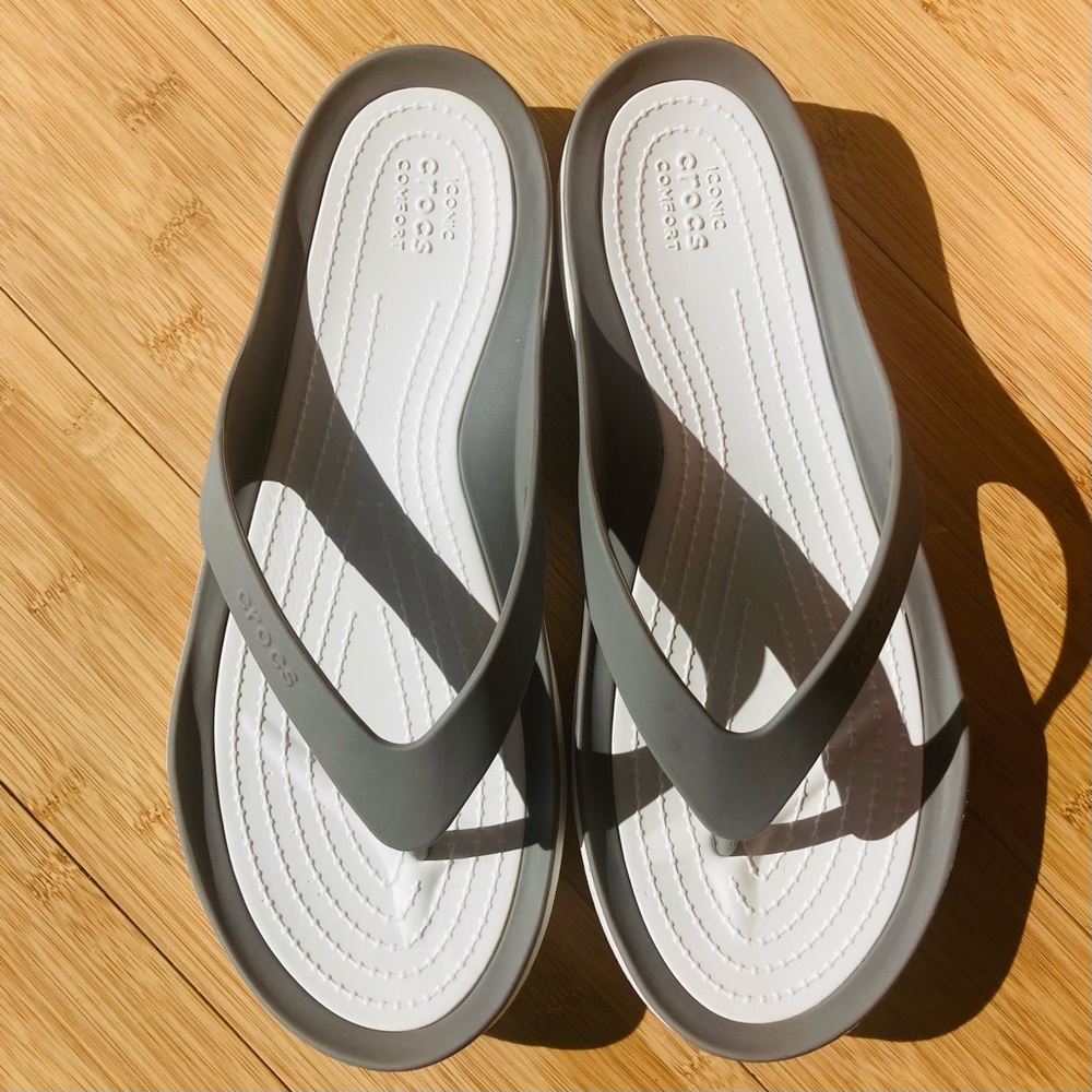 Crocs Iconic Comfort White/Grey Flip Flops Size 9 - Picture 2 of 7